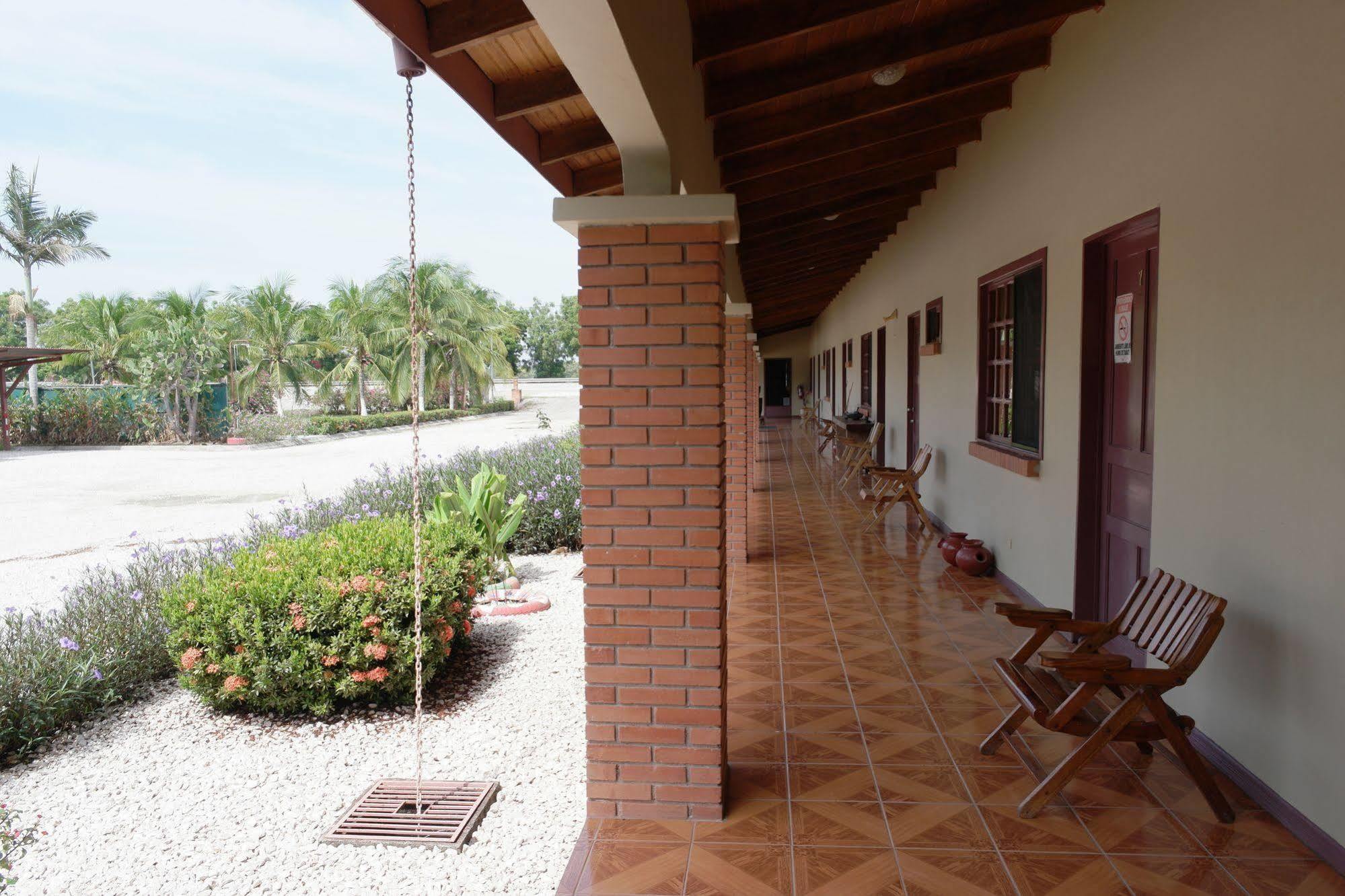 Hotel La Arena Liberia Ngoại thất bức ảnh