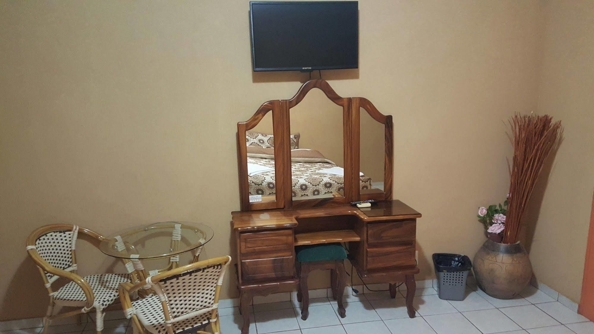 Hotel La Arena Liberia Ngoại thất bức ảnh